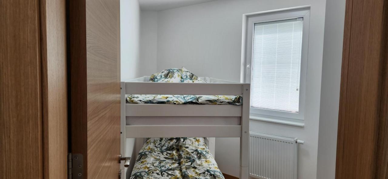 Brand New Two Bedroom And One Living Room Apartment In A Great Location! ซาราเยโว ภายนอก รูปภาพ